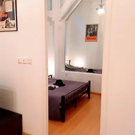Magenta Apartment *