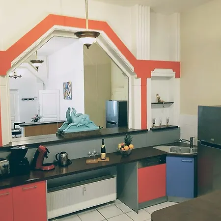Apartment Magenta *